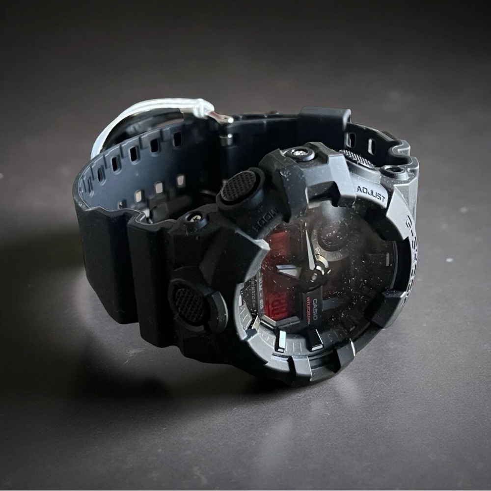 Casio G-Shock GA-700BBR-1AER Rugged Sport Watch